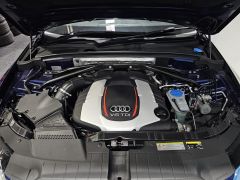 Photo of the vehicle Audi SQ5