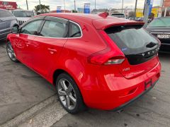 Photo of the vehicle Volvo V40