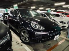 Photo of the vehicle Porsche Cayenne