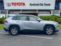 Photo of the vehicle Toyota RAV4