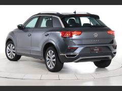 Photo of the vehicle Volkswagen T-Roc