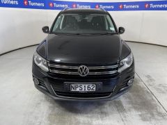 Photo of the vehicle Volkswagen Tiguan