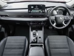 Photo of the vehicle Mitsubishi Outlander