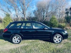 Photo of the vehicle Subaru Outback