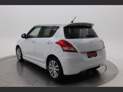 Photo of the vehicle Suzuki Swift