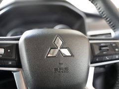 Photo of the vehicle Mitsubishi Outlander