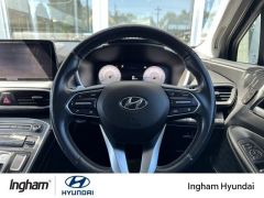 Photo of the vehicle Hyundai Santa Fe