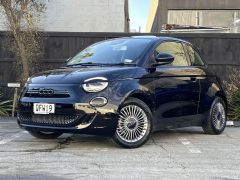 Photo of the vehicle Fiat 500