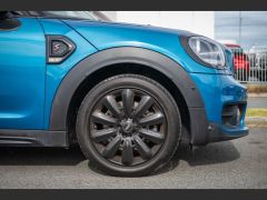 Photo of the vehicle MINI Countryman