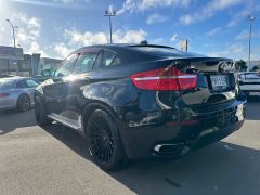 Photo of the vehicle BMW X6