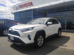 Photo of the vehicle Toyota RAV4