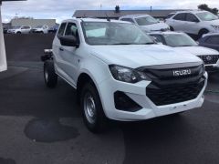 Photo of the vehicle Isuzu D-Max