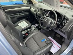 Photo of the vehicle Mitsubishi Outlander