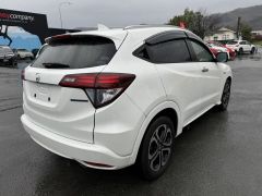 Photo of the vehicle Honda Vezel