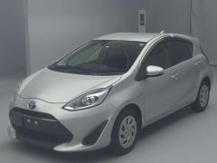 Photo of the vehicle Toyota Aqua