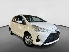 Photo of the vehicle Toyota Vitz