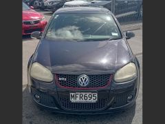 Photo of the vehicle Volkswagen Golf