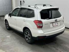 Photo of the vehicle Subaru Forester