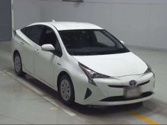 Photo of the vehicle Toyota Prius