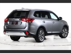 Photo of the vehicle Mitsubishi Outlander