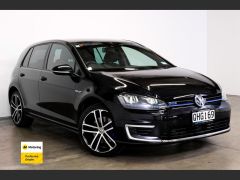 Photo of the vehicle Volkswagen Golf