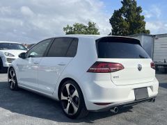 Photo of the vehicle Volkswagen Golf