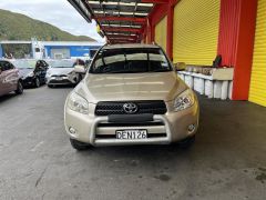 Photo of the vehicle Toyota RAV4