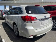 Photo of the vehicle Subaru Legacy