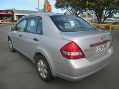 Photo of the vehicle Nissan Tiida