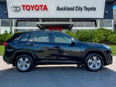 Photo of the vehicle Toyota RAV4