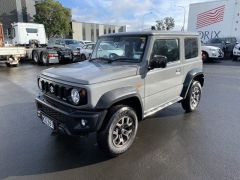 Photo of the vehicle Suzuki Jimny