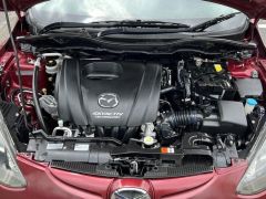 Photo of the vehicle Mazda Demio