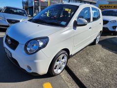 Photo of the vehicle Kia Picanto