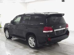 Photo of the vehicle Toyota Land Cruiser