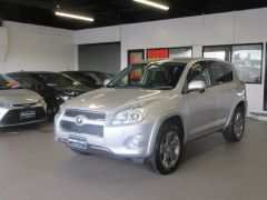 Photo of the vehicle Toyota RAV4