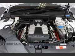 Photo of the vehicle Audi S4