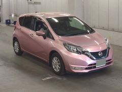 Photo of the vehicle Nissan Note