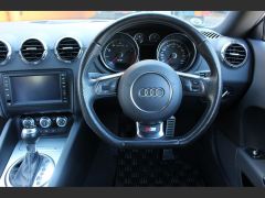 Photo of the vehicle Audi TT