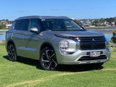 Photo of the vehicle Mitsubishi Outlander