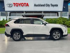 Photo of the vehicle Toyota RAV4