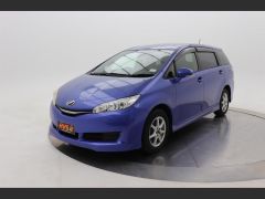 Photo of the vehicle Toyota Wish