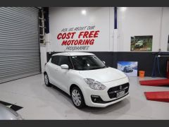 Photo of the vehicle Suzuki Swift