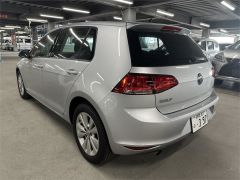 Photo of the vehicle Volkswagen Golf