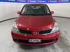 Photo of the vehicle Nissan Tiida