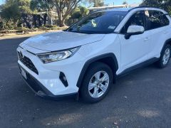 Photo of the vehicle Toyota RAV4