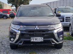 Photo of the vehicle Mitsubishi Outlander