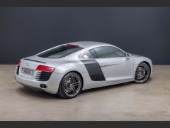 Photo of the vehicle Audi R8