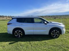 Photo of the vehicle Mitsubishi Outlander