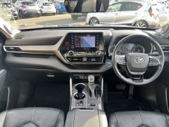 Photo of the vehicle Toyota Highlander