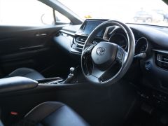 Photo of the vehicle Toyota C-HR